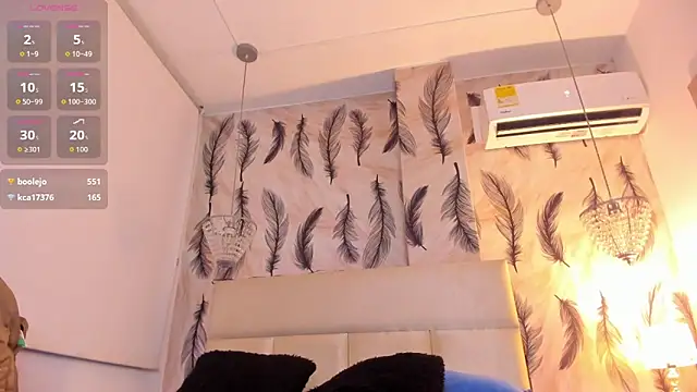 Vivi_prinncess live sex cam