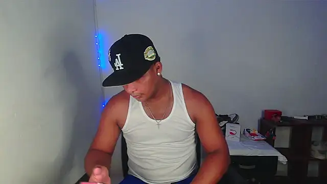 Gooss_cum live sex cam