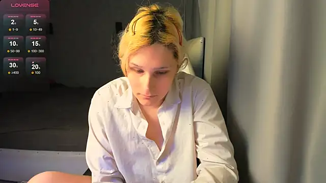 Kleo_Godde live sex cam