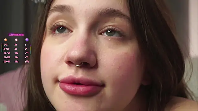 AmiLewis live sex cam