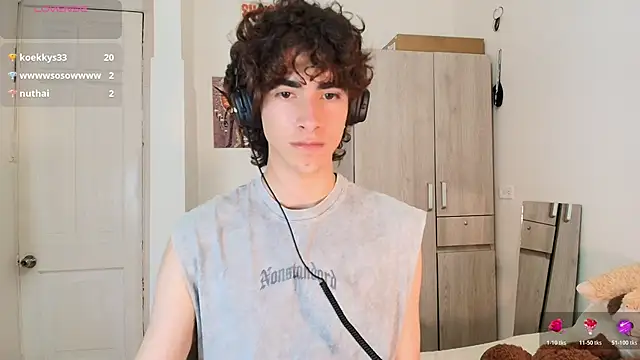 Nude_Boy18 live sex cam