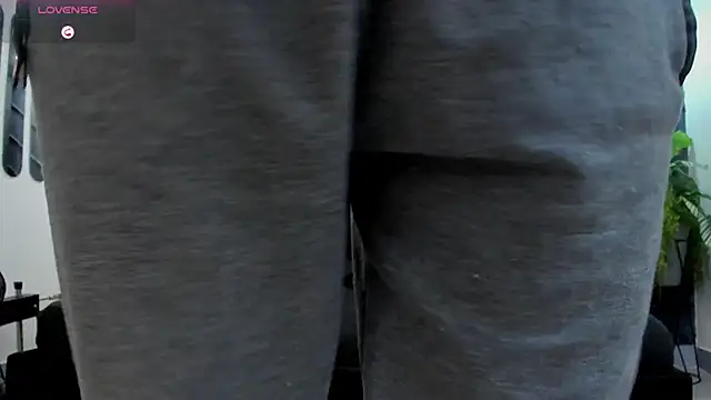 marco_garciia_'s cam snapshot