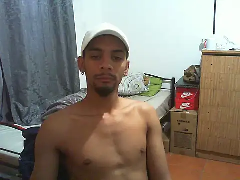 29YOURZ_28_ live sex cam