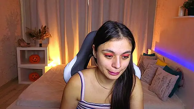 Leila_Hefner live sex cam