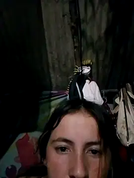 the_mona18's cam snapshot