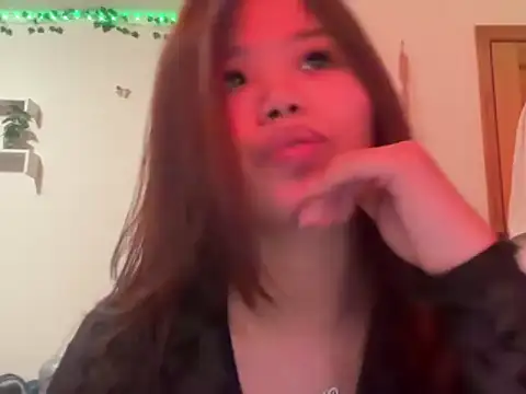 tinydaisy21's cam snapshot