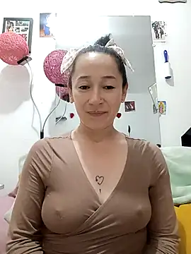 emilypoppy3's cam snapshot