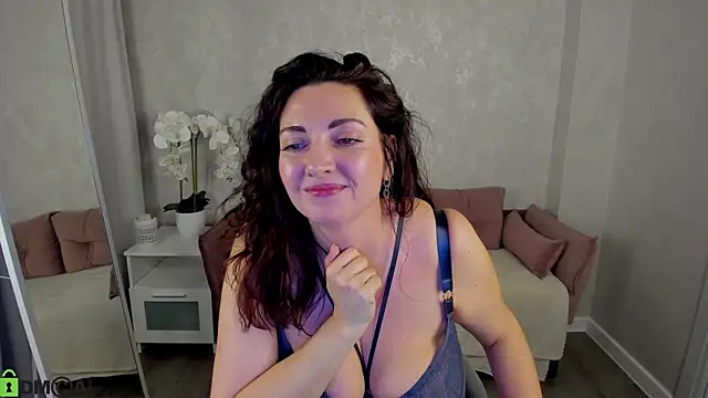 Kandy_Balls's cam snapshot