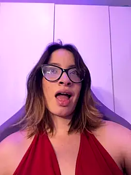 maddie_walton's cam snapshot