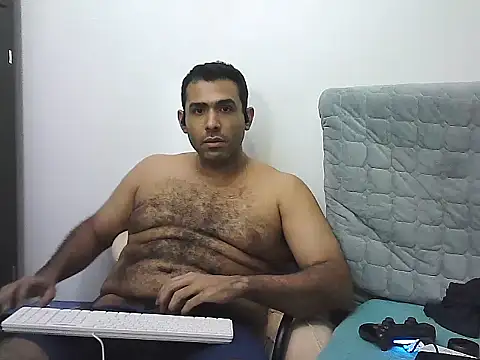 AlphaLatinoBear's cam snapshot