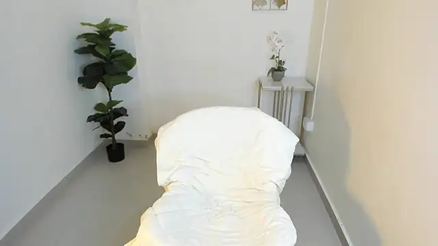 Mathilde_lina's cam snapshot