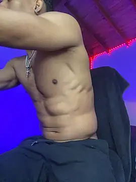 RickKrong_'s cam snapshot