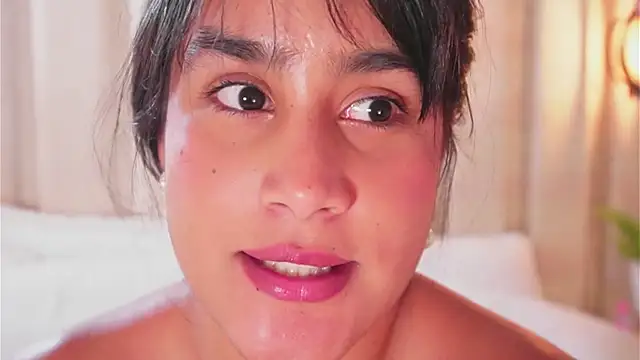 bonniekim_'s cam snapshot