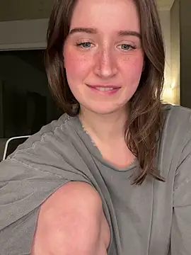 nerdynina live sex cam