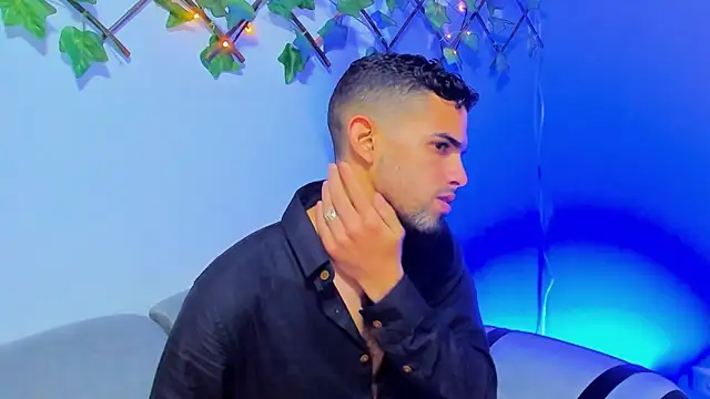 Angel_blue1's cam snapshot