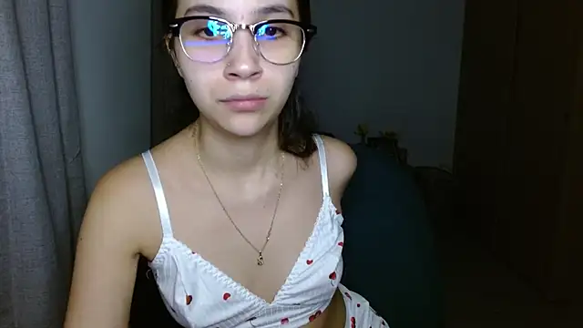 mia__lopez_'s cam snapshot