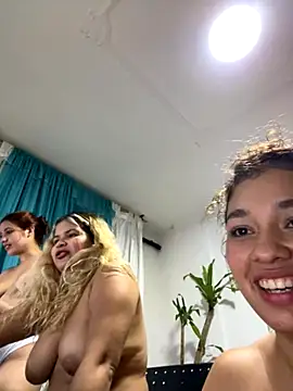 lana_rousse01's cam snapshot