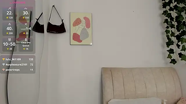 ebony_petite-69's cam snapshot