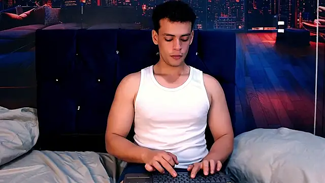 Liam_Rosetti's cam snapshot