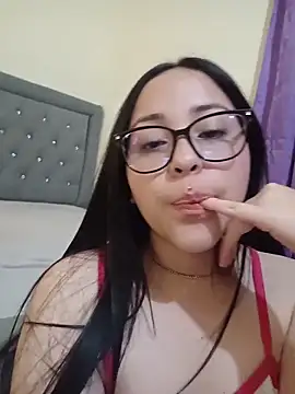 Bella-Gema's cam snapshot