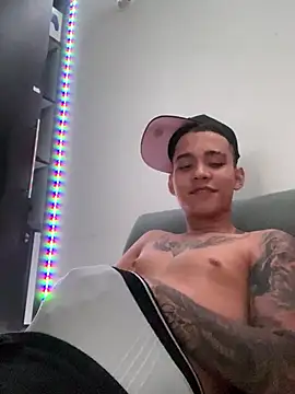 Scott_hots69's cam snapshot