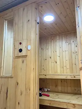 Barbielatinas live sex cam