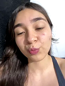 Valentina_ro live sex cam