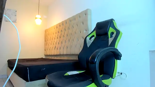 Darkknightx01's cam snapshot