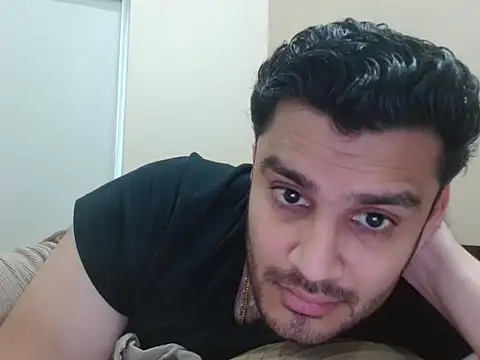 robintoit live sex cam