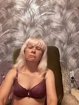 sakura_blonde live sex cam