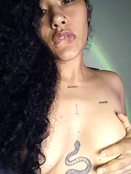 jaderossxx live sex cam