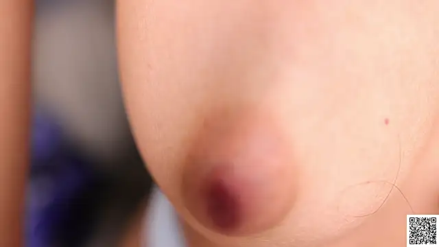 Lexi_hugges live sex cam