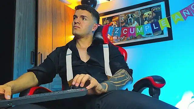 ALPHA_DOMINUS_'s cam snapshot