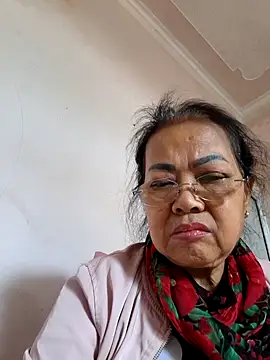 Hotestlove live sex cam