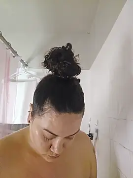 honeeyyy_pot live sex cam