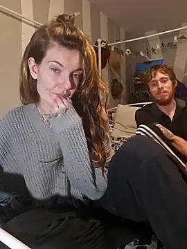 YourFavCanadianMILF live sex cam