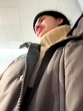 MiraReach live sex cam