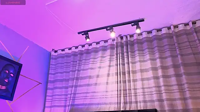 Angel-dragun live sex cam