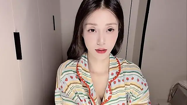 yuyu-33's cam snapshot