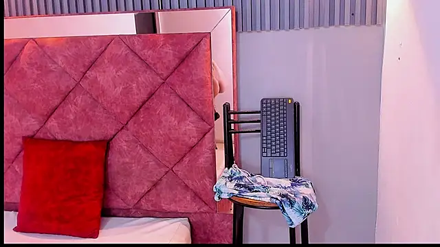 isaiah_parker live sex cam