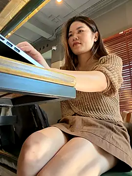 Emily_9xx's cam snapshot