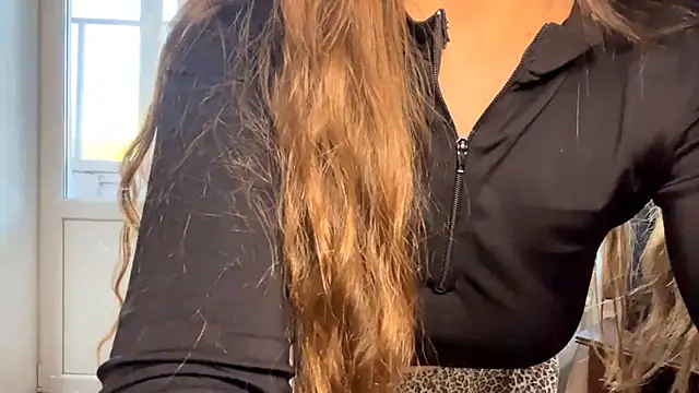 Luna_Blossom's cam snapshot