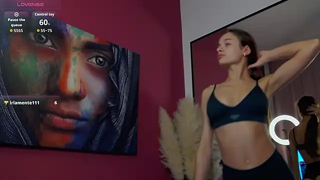 _FoxyMia_'s cam snapshot