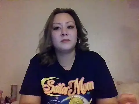 YOUNGFLICKA's cam snapshot