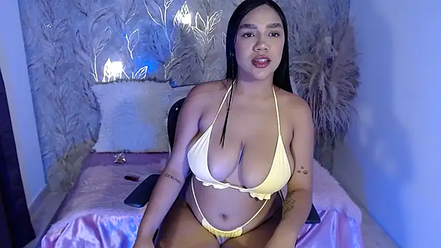 isabellaj28's cam snapshot