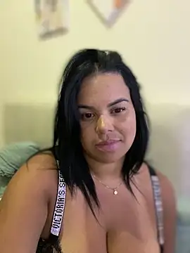 AliceStarshine's cam snapshot