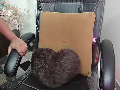 pratiksha_prisi's cam snapshot