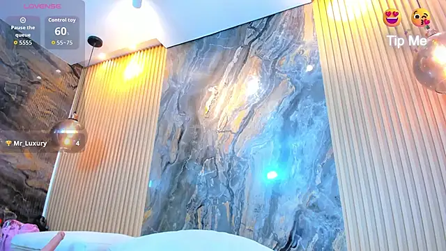 ella_harper's cam snapshot