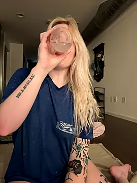 seeunexttuesday's cam snapshot