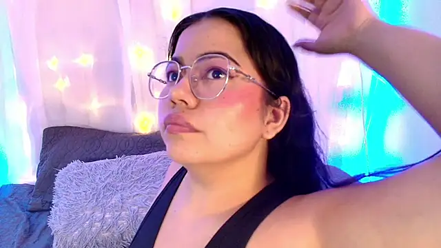 LilyRousee's cam snapshot